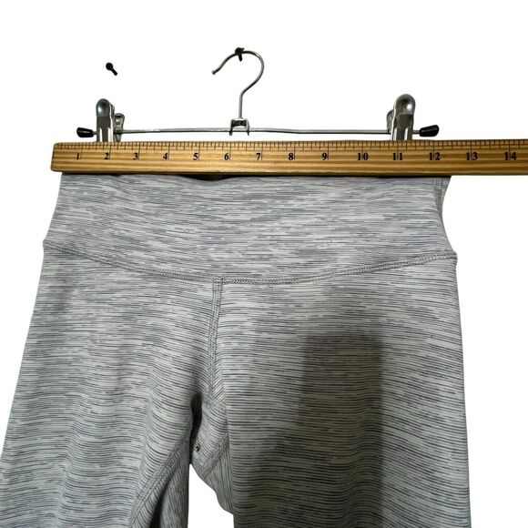 Lululemon Wunder Under High-Rise Women's Size 4 Yoga Workout Stretch Athleisure - Picture 9 of 11